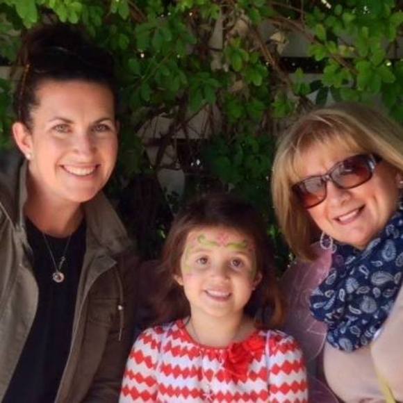 Meet your Posher, Lisa - Picture 1 of 1