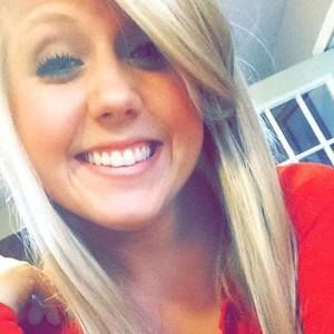 Meet your Posher, Caitlin