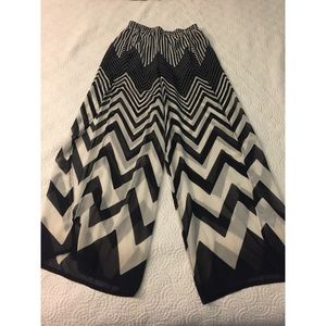 Chevron patterned pants