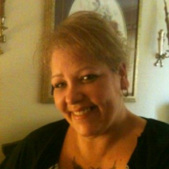 Meet your Posher, Linda