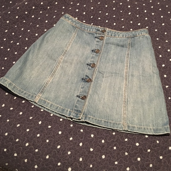 Denim skirt - Picture 1 of 3