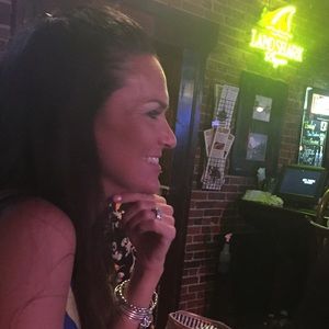 Meet your Posher, Jennifer