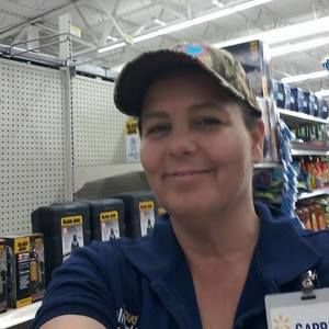 Meet your Posher, Carrie