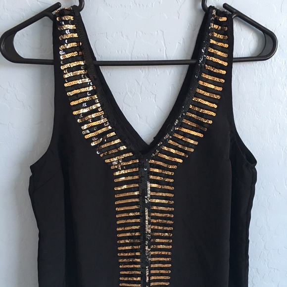 🎊SOLD🎊 Sequin design top