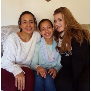 Meet your Posher, Mae