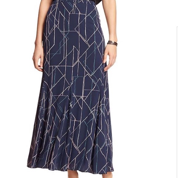 Banana Republic Dresses & Skirts - NWT🔶Banana Republic Print Maxi Skirt