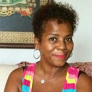 Meet your Posher, Regina