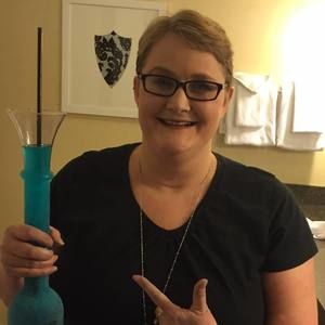 Meet your Posher, Laurie