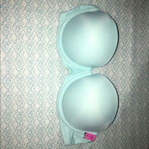 Victoria Secret PINK strapless push up bra