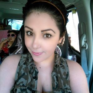 Meet your Posher, Alejandra