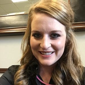 Meet your Posher, Kristin