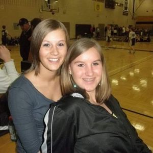 Meet your Posher, Desiree'