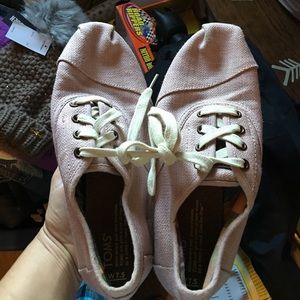 Toms size 7.5