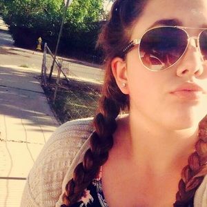 Meet your Posher, Sammi