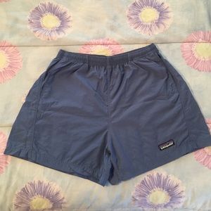Women's Patagonia baggies size M.