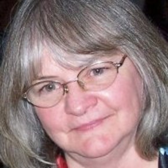 Meet your Posher, Cathy - Picture 1 of 1