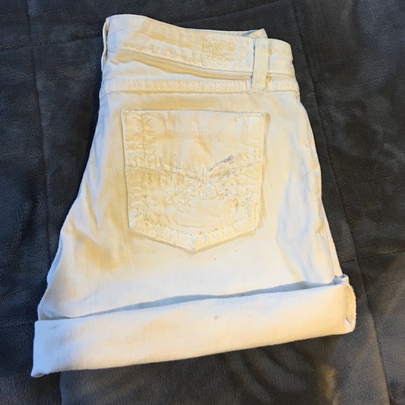 BKE Stella shorts