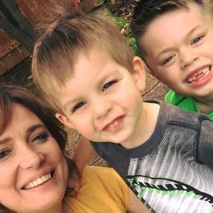 Meet your Posher, Kelly