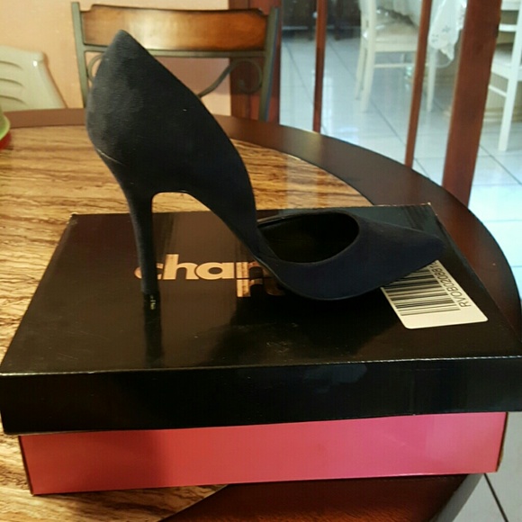 Pumps (New Never Worn)
