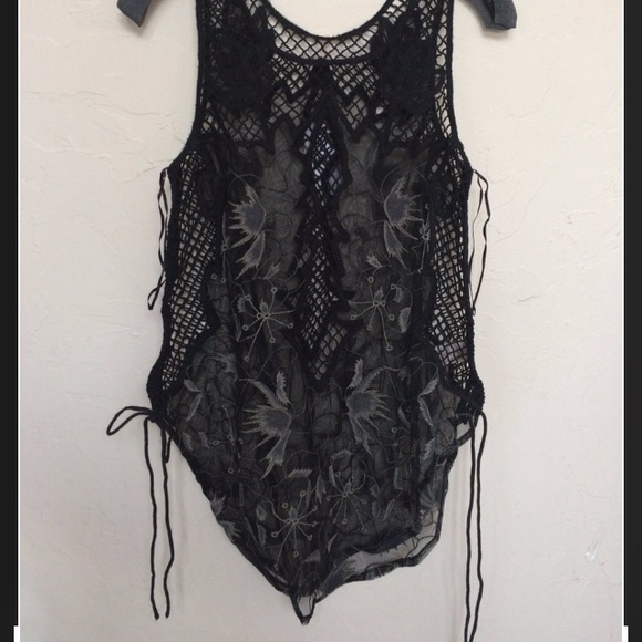FREE PEOPLE MESH $168 SOLD OUT FESTIVAL TANK TOP!s - Picture 2 of 4