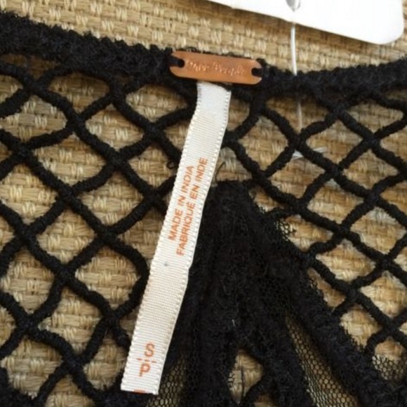 FREE PEOPLE MESH $168 SOLD OUT FESTIVAL TANK TOP!s - Picture 4 of 4