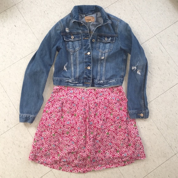 🚨Sale🚨Floral Skirt (Only)