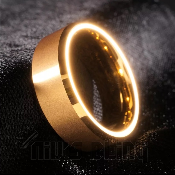Tungsten ring in gold color - Picture 2 of 4