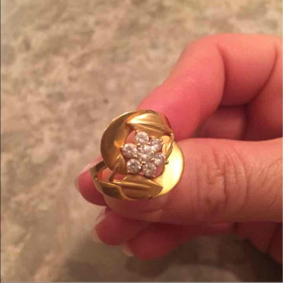 21k Solid Gold Ring - image 4