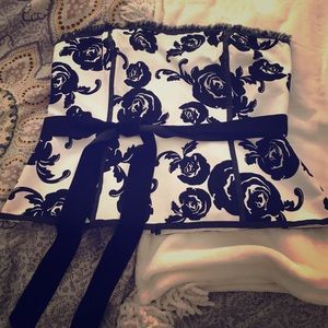 White House Black Market Bustier