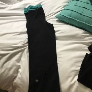 Lululemon crop pants size 6 with open cut/flare