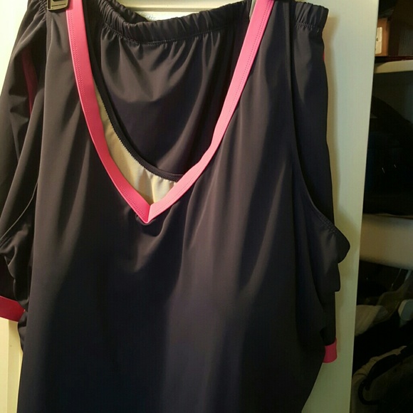 Plus size 3x bathing suit dark blue/hot pink