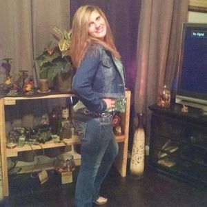 Meet your Posher, Layla elaine