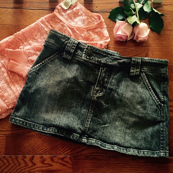 Stonewashed Gray Jean Hotkiss mini-skirt!