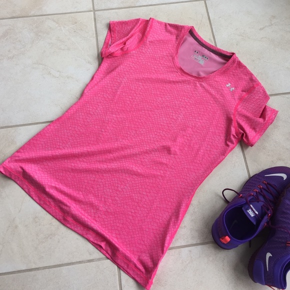 Under Armour women's headgear top snake print NEW