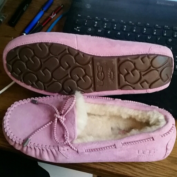 New UGG Dakota slipper driving mocs size 6.5
