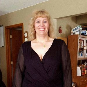 Meet your Posher, Stacy