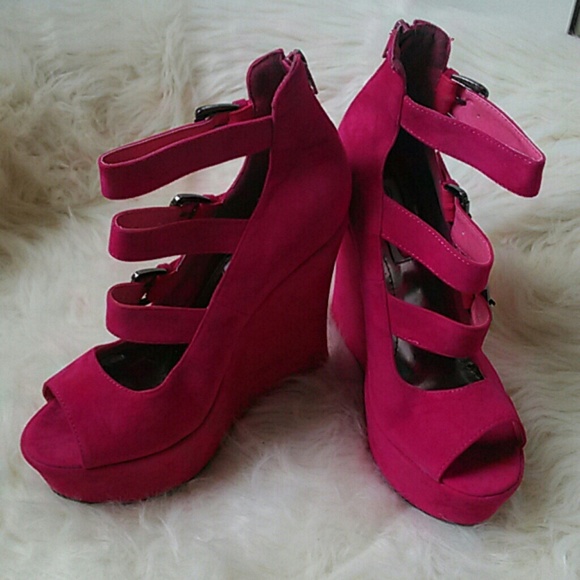 Pink Wedges