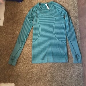 Lululemon swiftly tech long sleeve shirt
