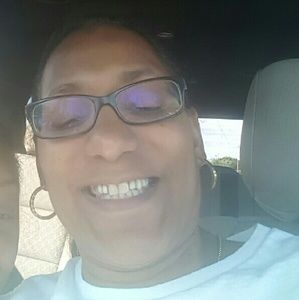 Meet your Posher, Kandy