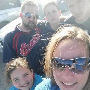 Meet your Posher, Holly