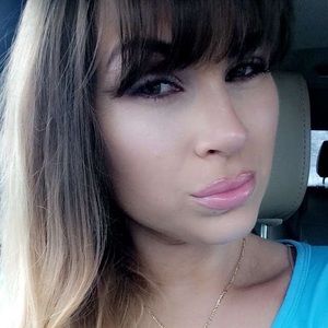 Meet your Posher, Krystle