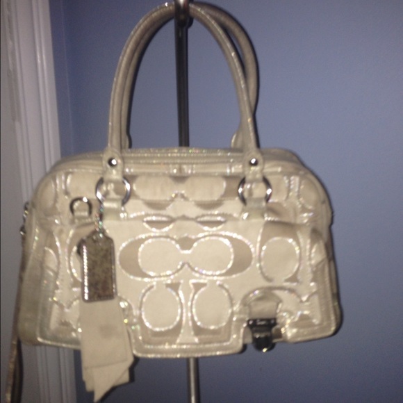 Authentic Coach Purse - Picture 1 of 1