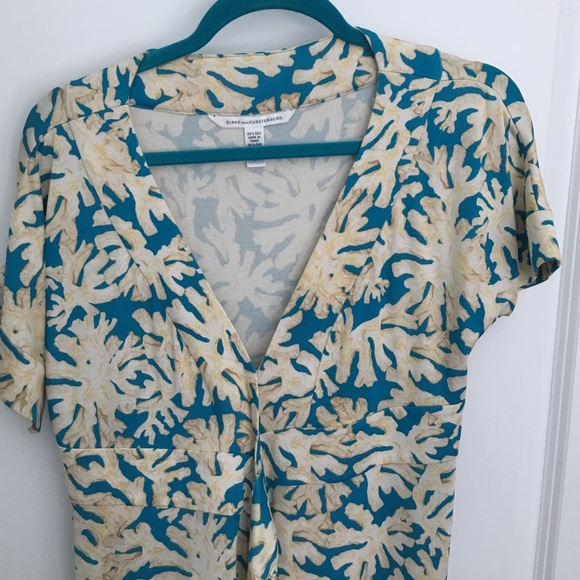 Super cute Diane Von Furstenberg wrap dress