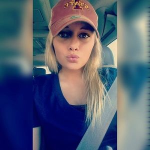 Meet your Posher, Allyson