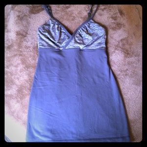 Lululemon tank top w/ built in bra