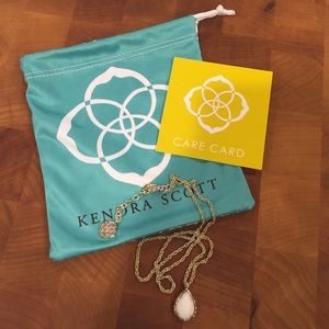 Kendra Scott Necklace