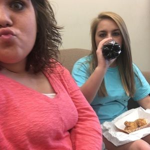 Meet your Posher, Alyssa