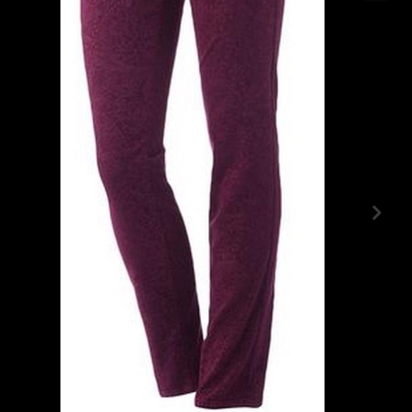 Elle Burgandy Corduroy Paisley Stretch Jeans - Picture 2 of 4