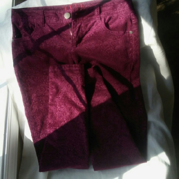 Elle Burgandy Corduroy Paisley Stretch Jeans - Picture 4 of 4