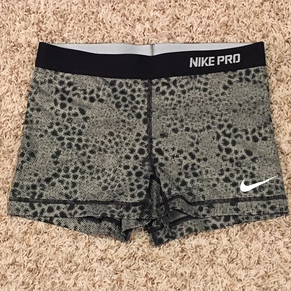 Nike Pro Short Size Medium